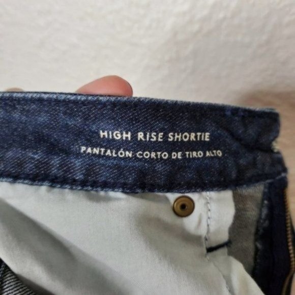 Universal Thread High-Rise Dark Wash Jean Shorts - Picture 7 of 8